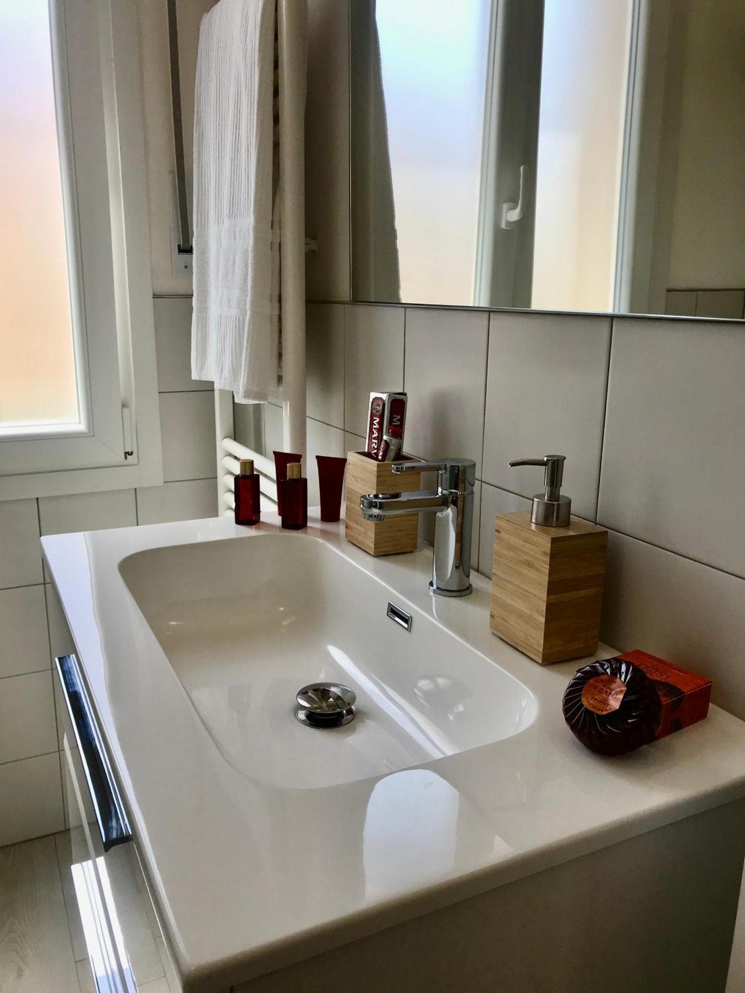 Suite Locchi. Vicino Tramvia/Careggi/Meyer Florence Extérieur photo